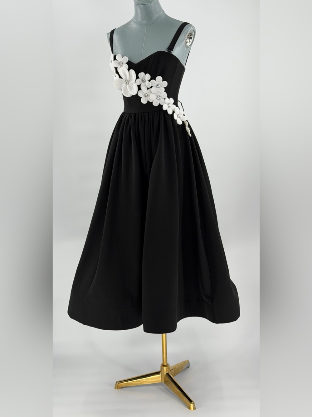 🆕 BRONX & BANCO 🧿 NWOT Inara Floral Midi Dress, Black & White - Sz XS US 2 - Picture 3 of 17